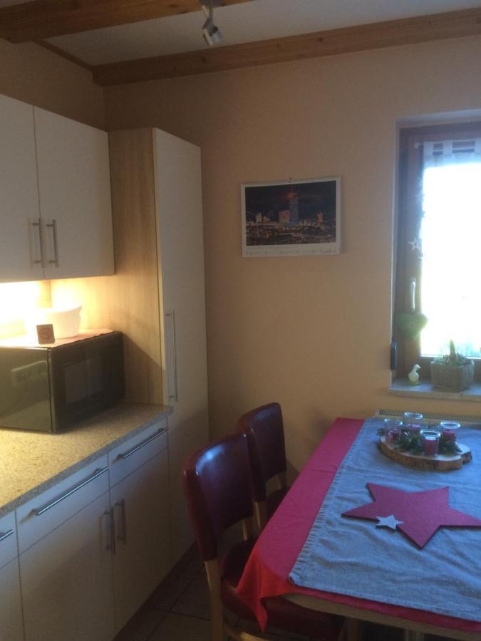 Ferienwohnung Saaletalblick Jena Esterno foto